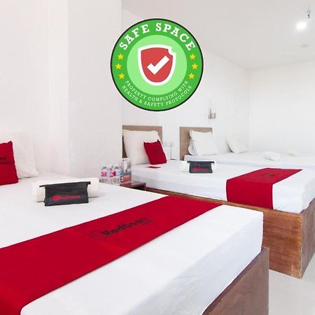 Reddoorz Plus Near Vigan City Commercial Center Kültér fotó