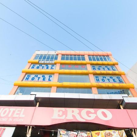 Reddoorz Plus Near Vigan City Commercial Center Kültér fotó