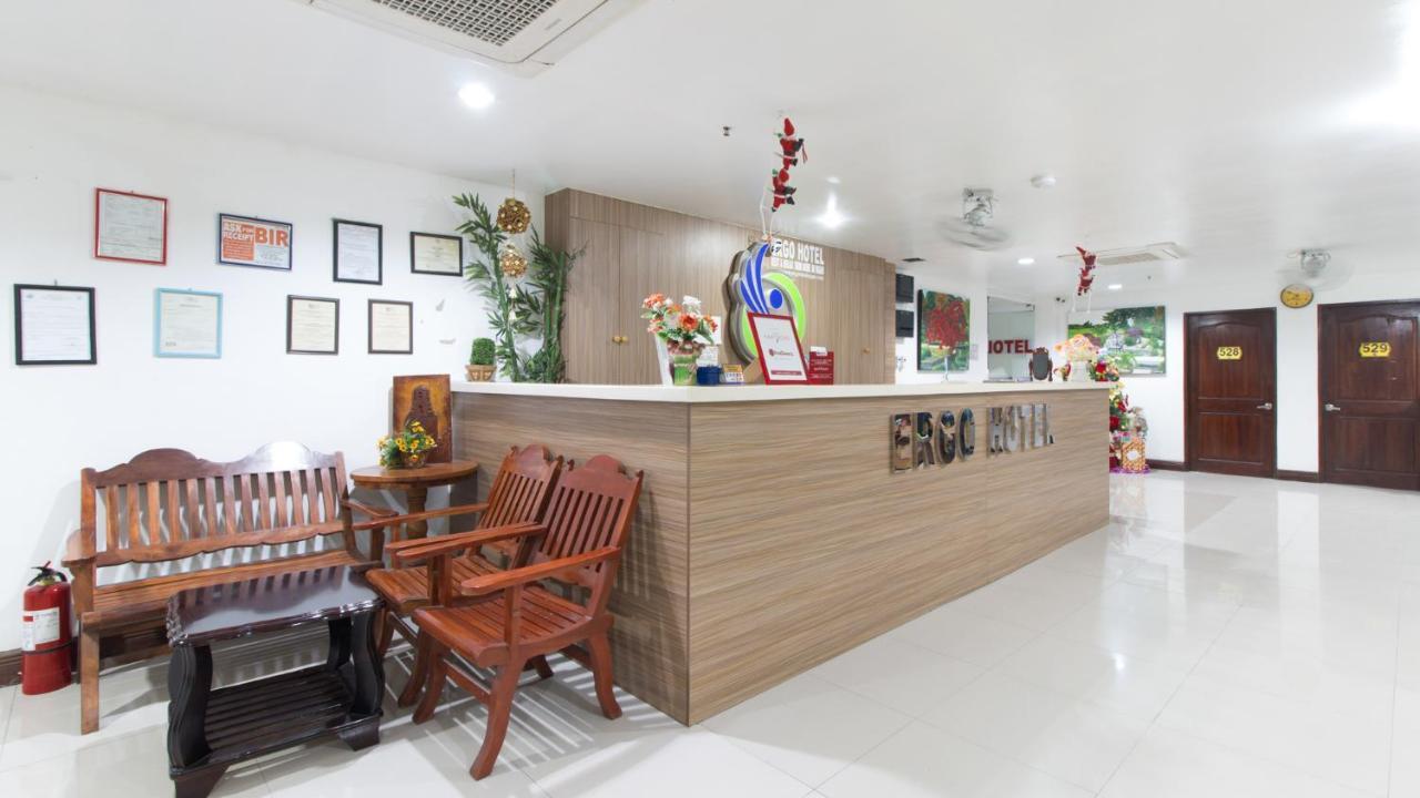 Reddoorz Plus Near Vigan City Commercial Center Kültér fotó