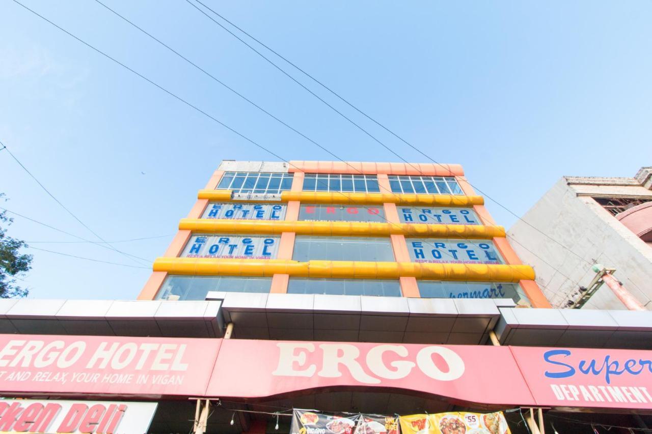 Reddoorz Plus Near Vigan City Commercial Center Kültér fotó