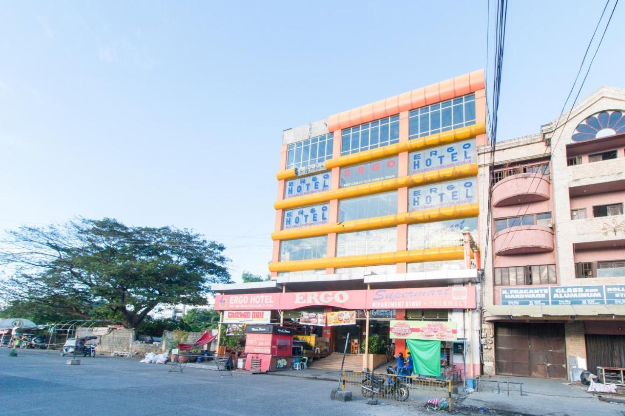 Reddoorz Plus Near Vigan City Commercial Center Kültér fotó