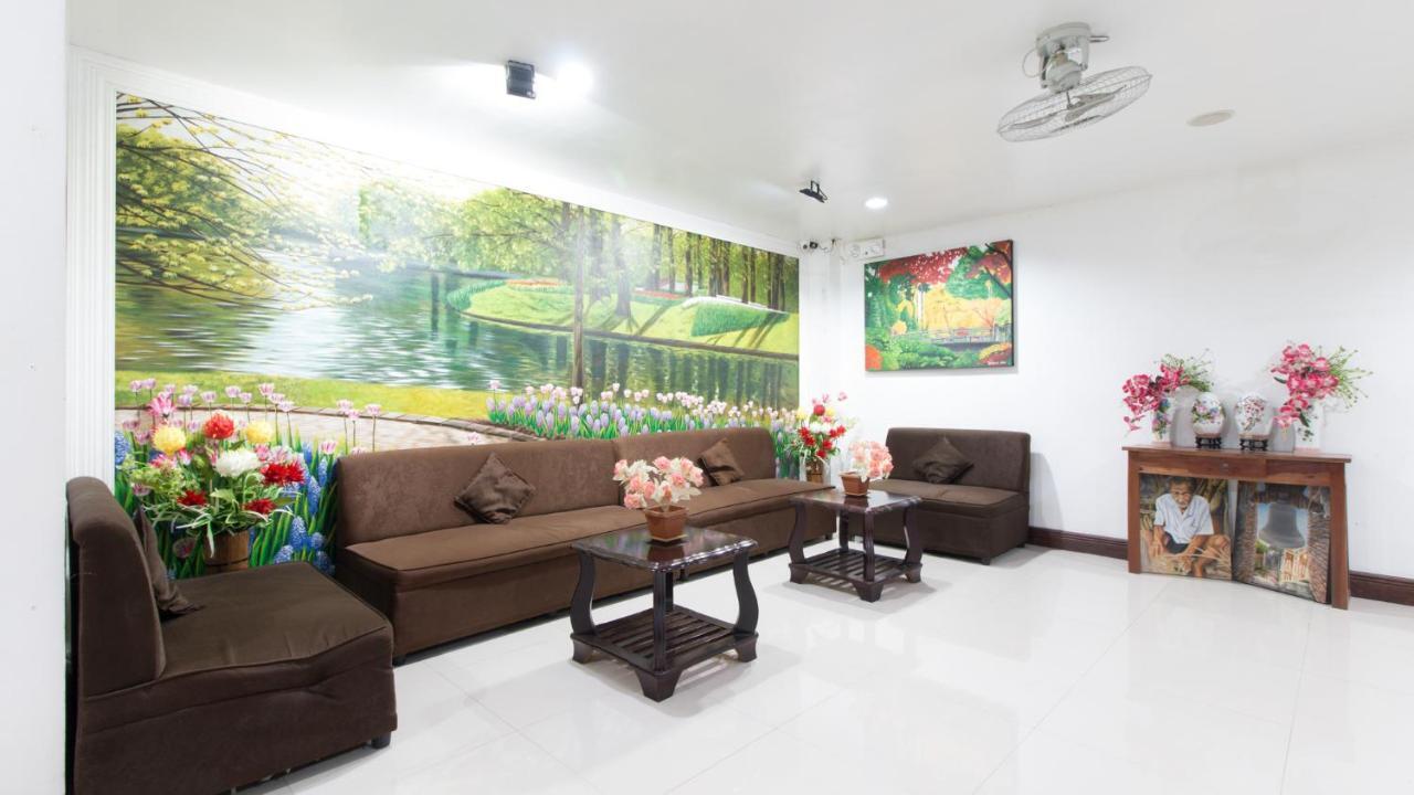Reddoorz Plus Near Vigan City Commercial Center Kültér fotó