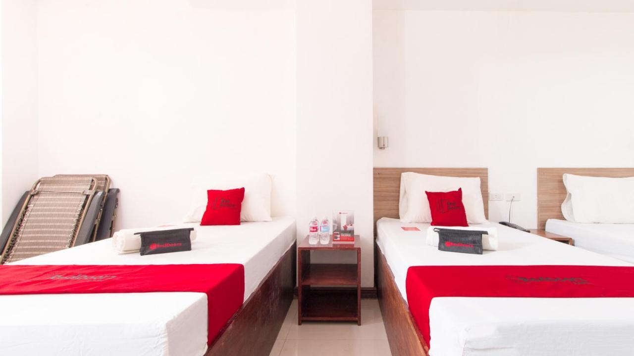 Reddoorz Plus Near Vigan City Commercial Center Kültér fotó
