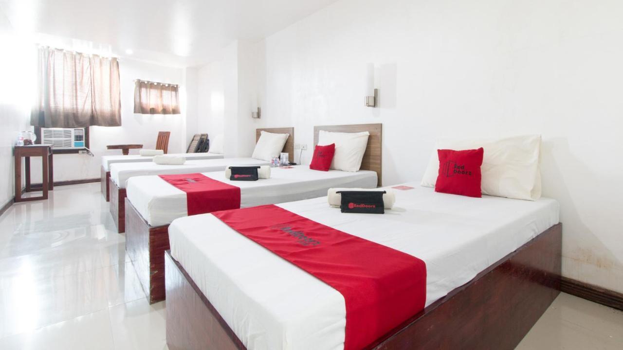 Reddoorz Plus Near Vigan City Commercial Center Kültér fotó
