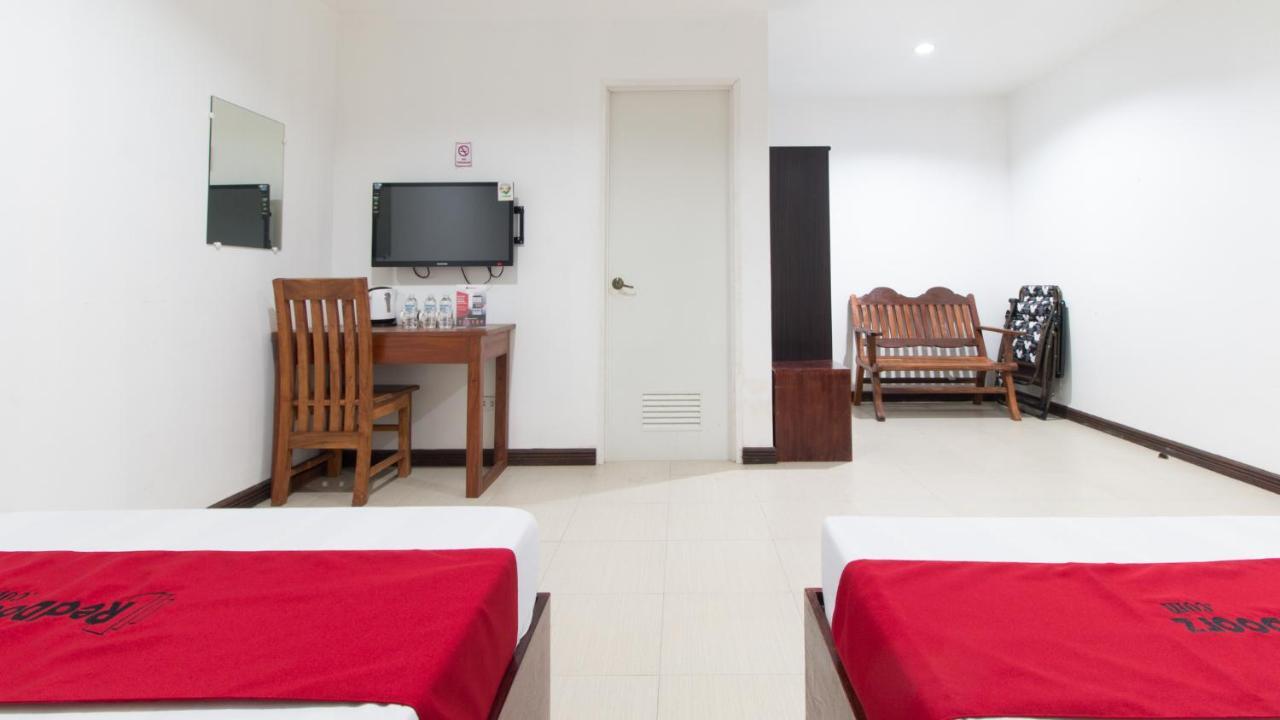 Reddoorz Plus Near Vigan City Commercial Center Kültér fotó