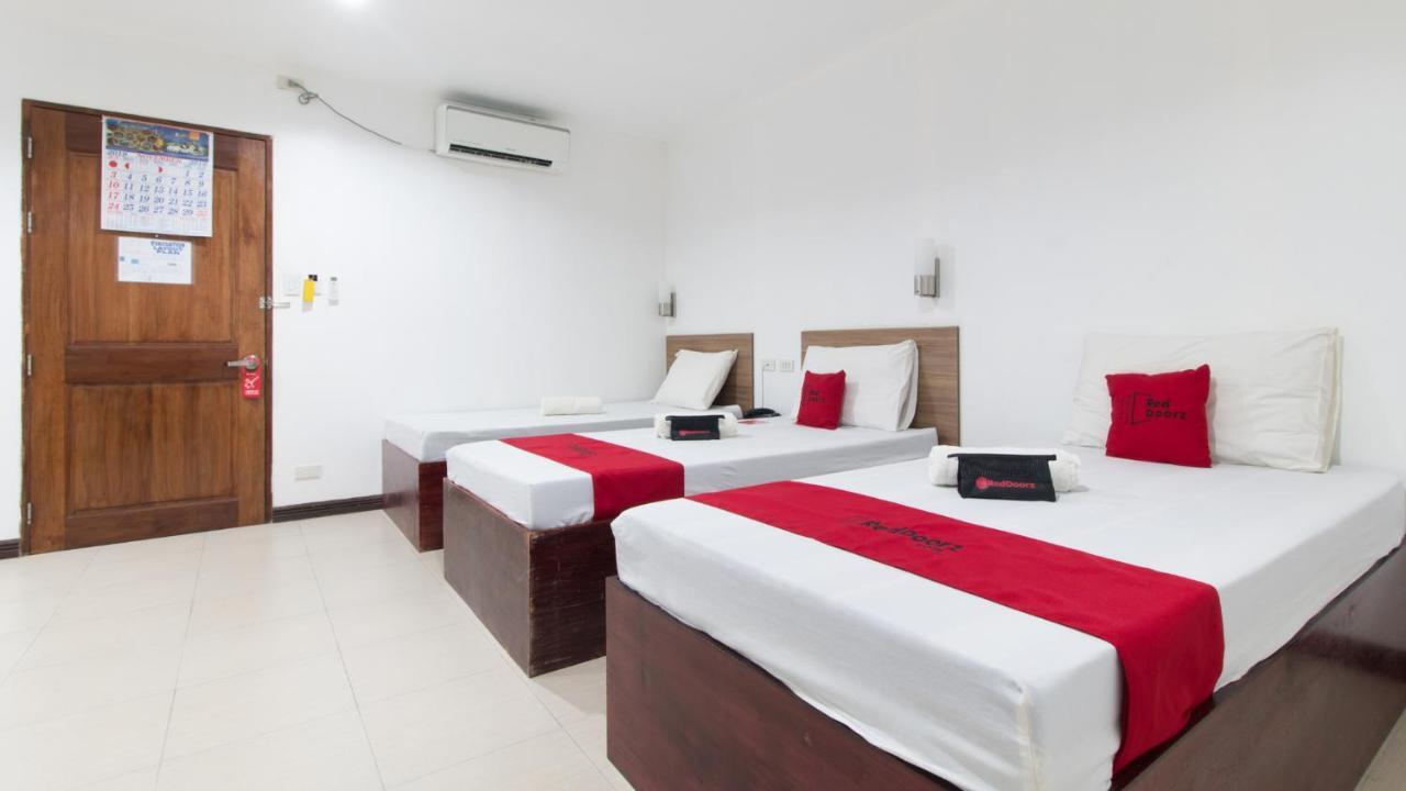 Reddoorz Plus Near Vigan City Commercial Center Kültér fotó